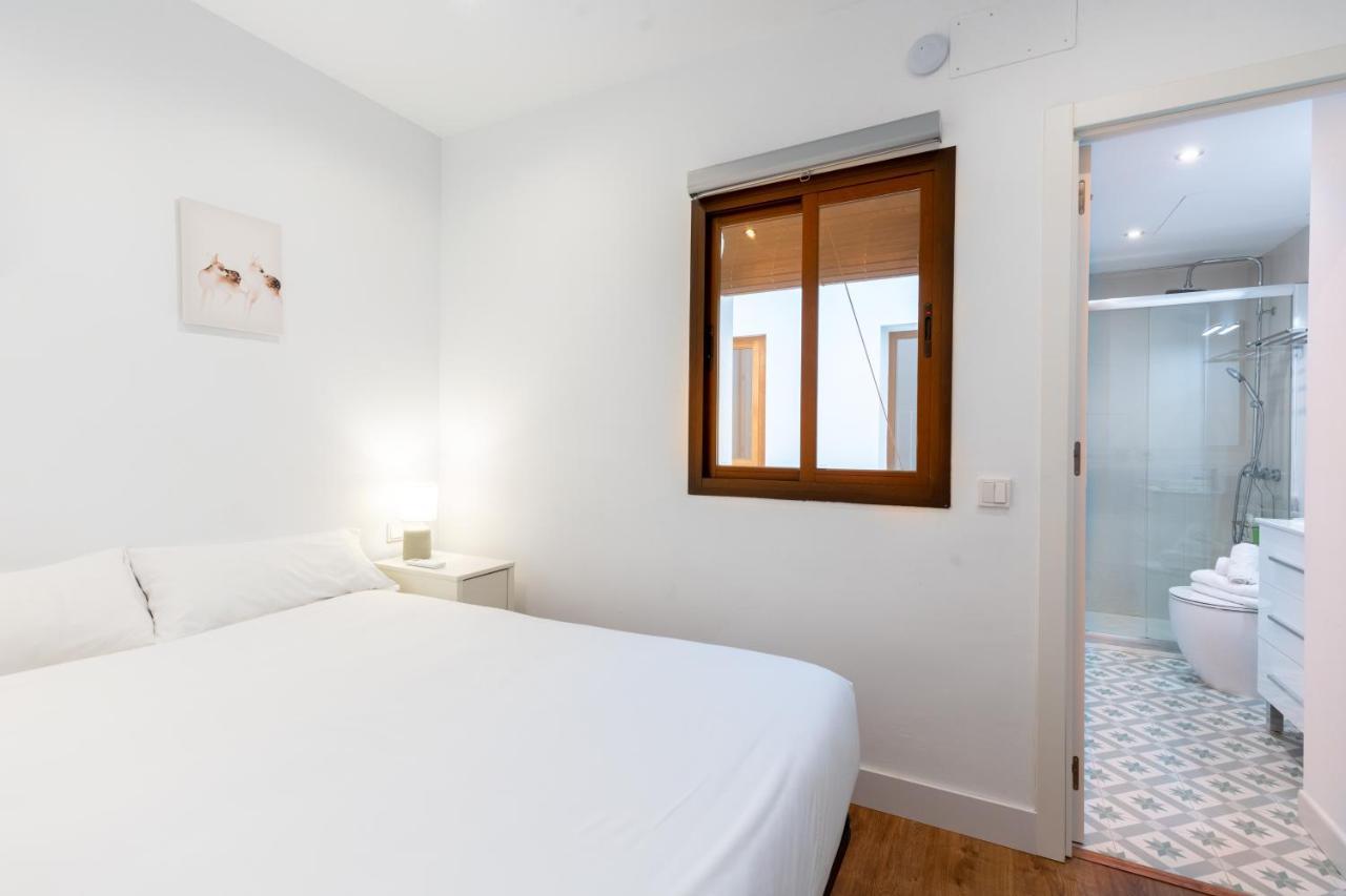 세비야 Holi-Rent Gonzalez Cuadrado 아파트 외부 사진